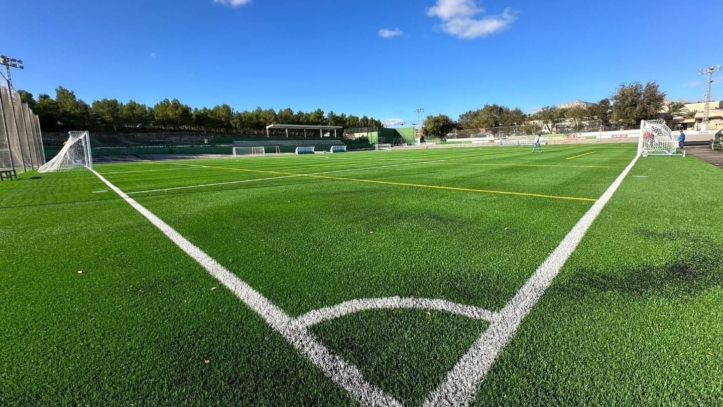 Campo de Fútbol El Pardo tras su renovación