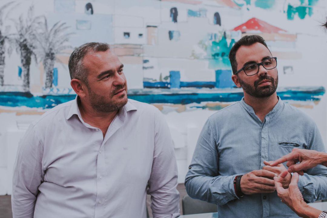 Jacobo Lemes y Echedey Eugenio, concejales de CC-PNC en el Ayuntamiento de Arrecife.