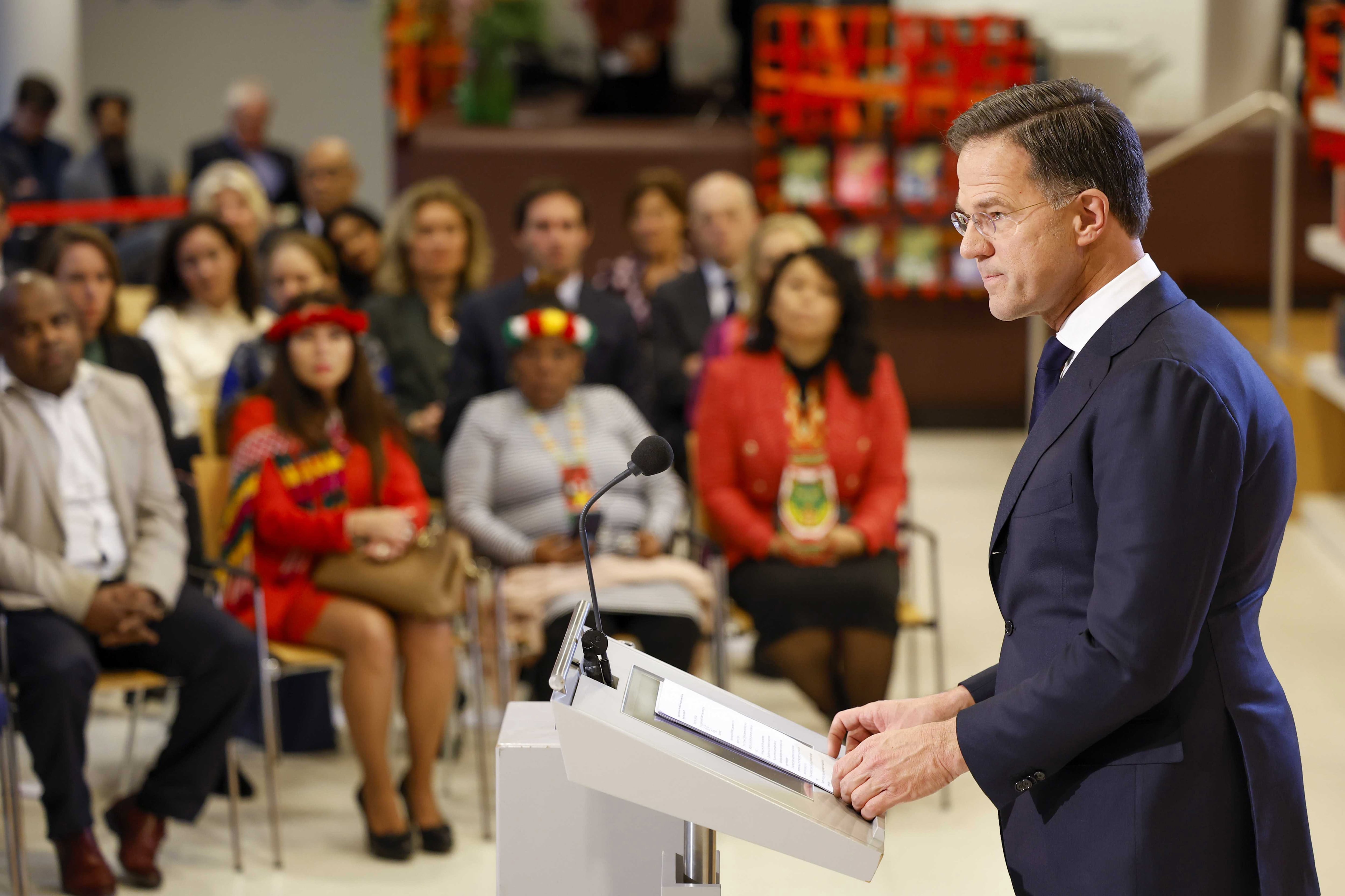 El primer ministro neerlandés, Mark Rutte, durante la rueda de prensa en la que ha perdido perdón por los 250 años de esclavitud