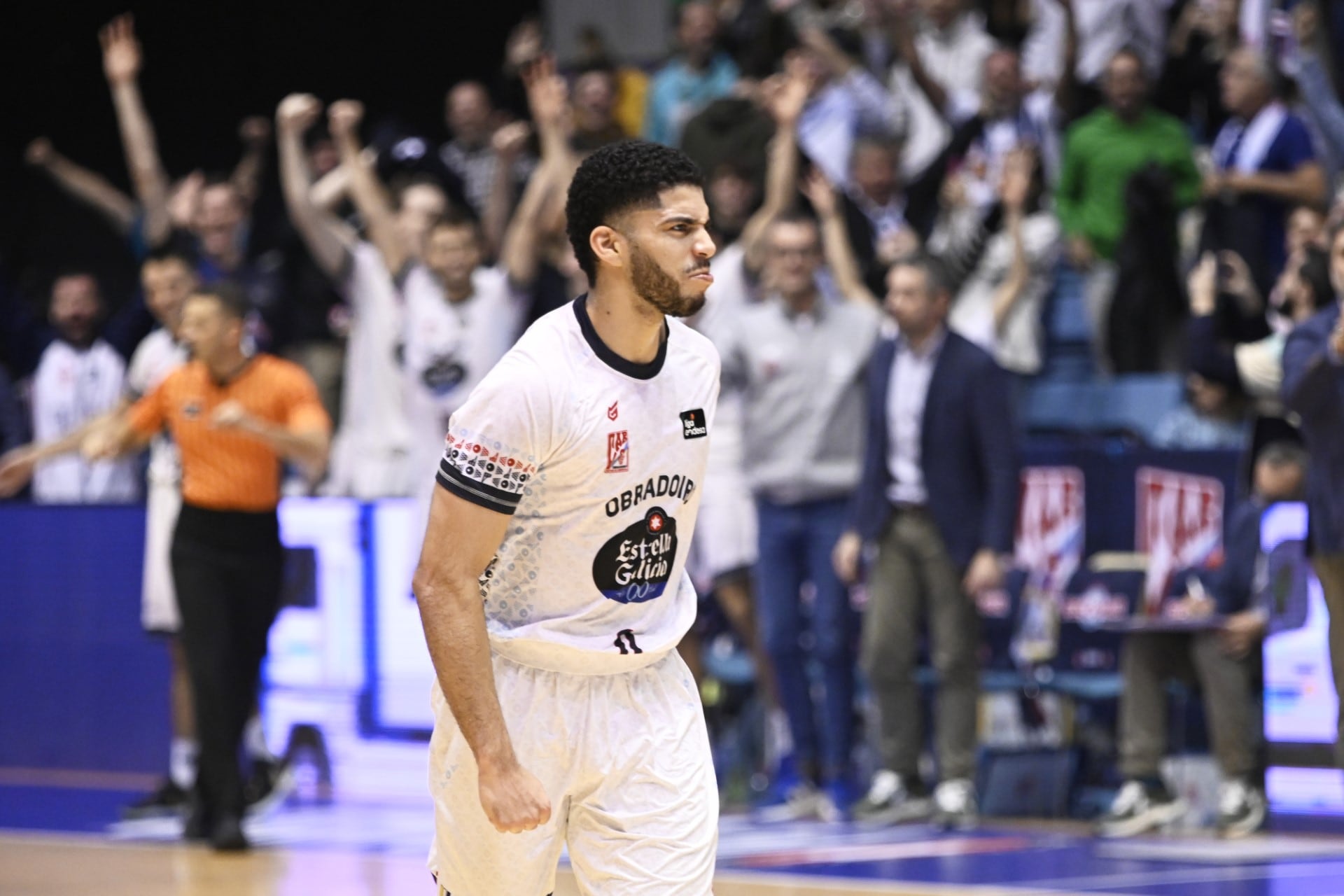 Jordan Howard celebra el triunfo logrado ante Baskonia en el que él fue decisivo