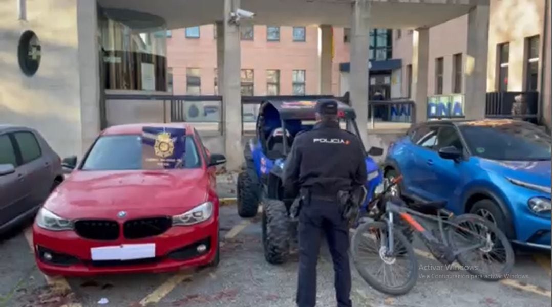 Coches inmovilizados en la operación