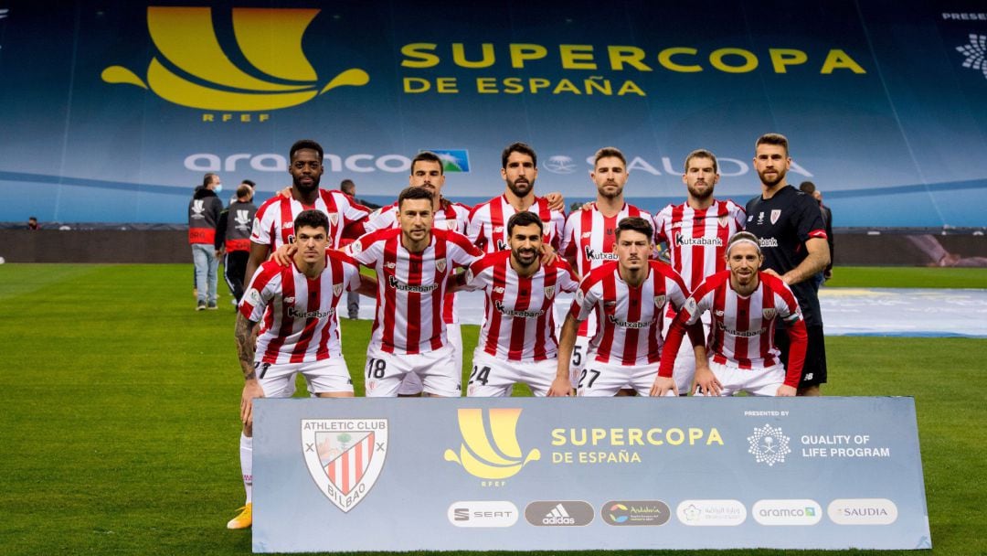 Los jugadores del Athletic en el partido de la Supercopa