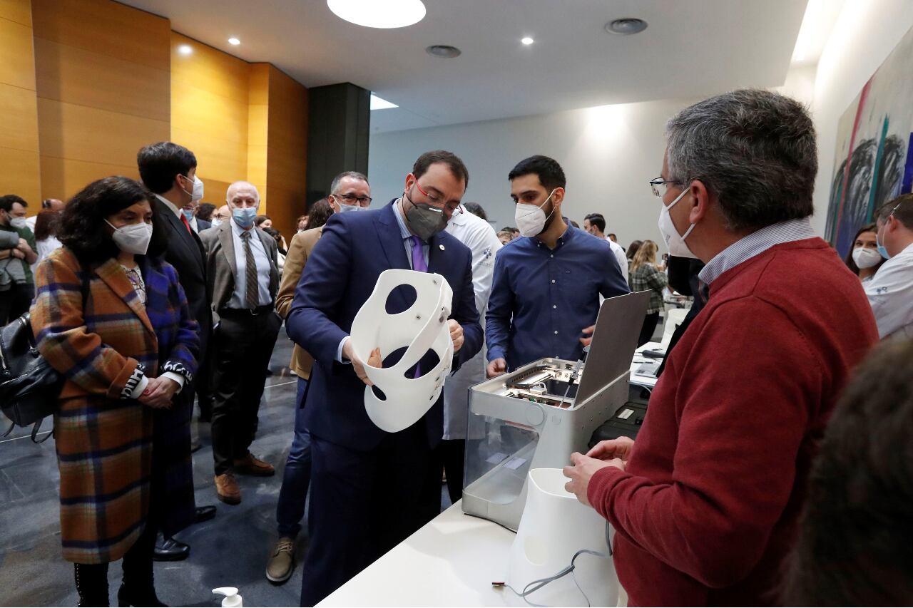 El Presidente del Principado recibe explicaciones sobre el proyecto e-Health