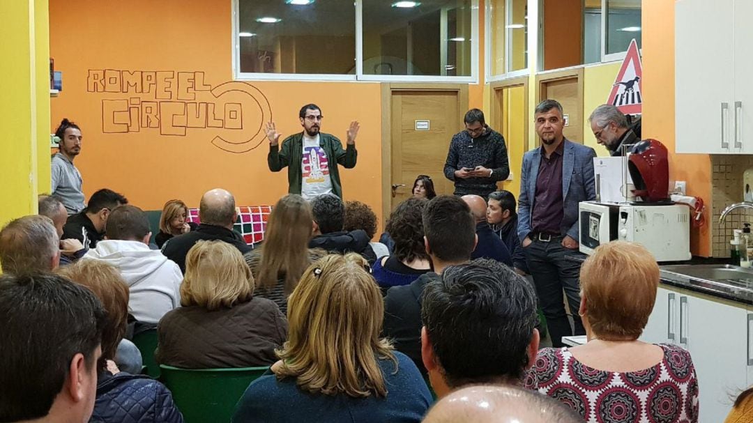 Asamblea de Ganar Móstoles para decidir la marca con la que concurrirán a las elecciones municipales