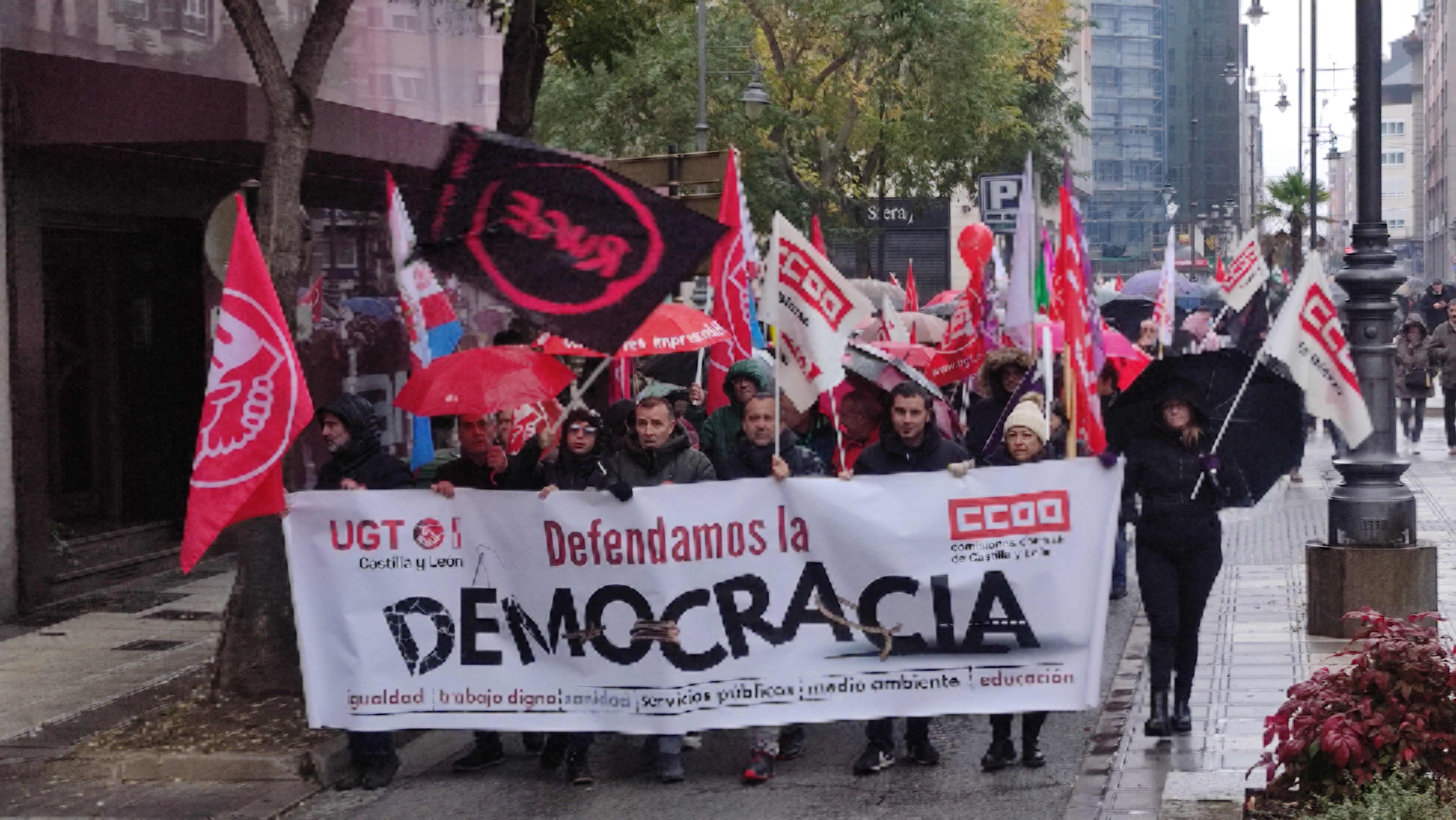 Cabecera de la manifestación en Ponferrada