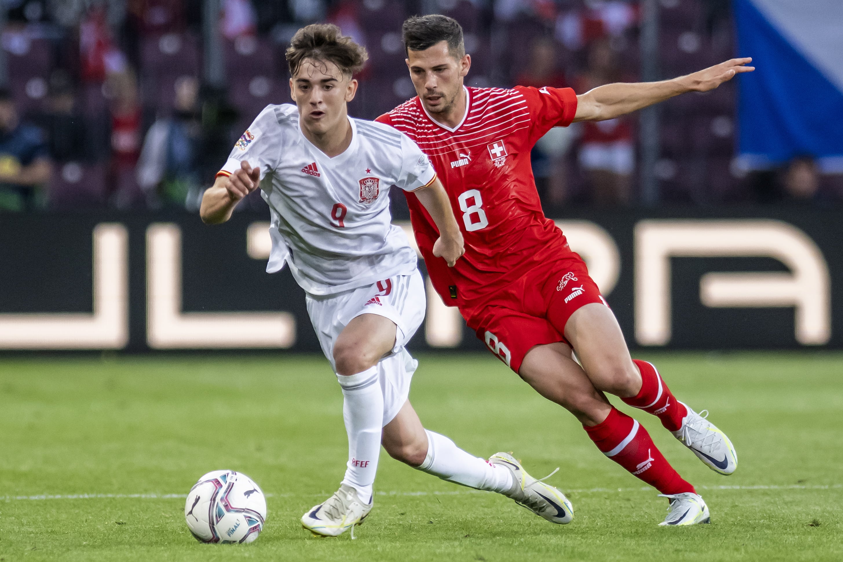 España y Suiza, en un partido de la Nations League EFE/EPA/MARTIAL TREZZINI