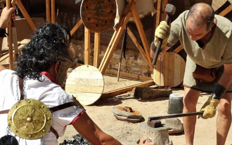 Actividad en la VI Feria ïbera en Barchín del Hoyo.