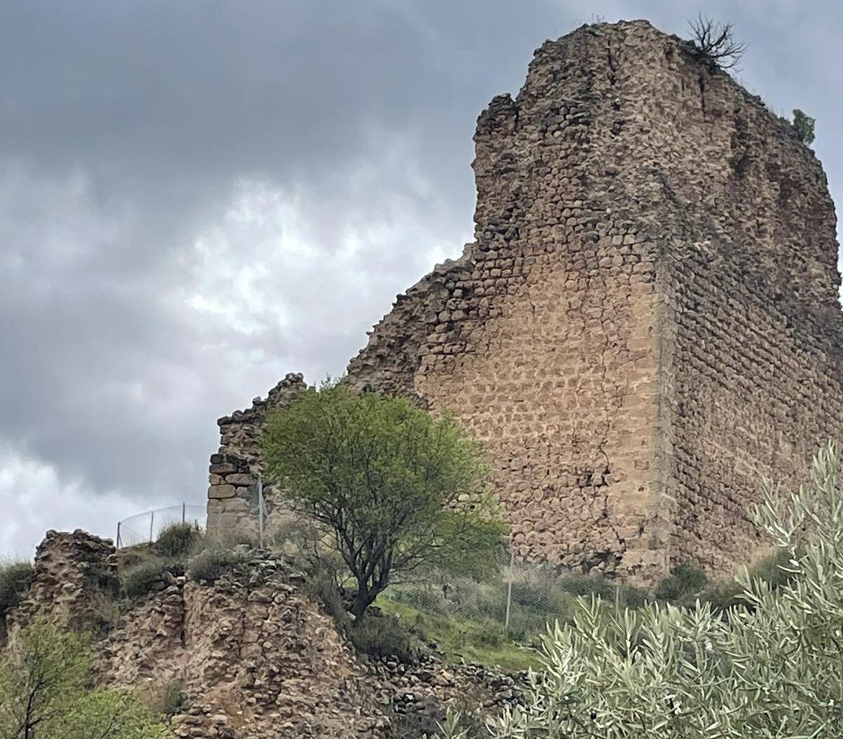 El Castillo de Bélmez de la Moraleda, en la provincia de Jaén, incluído en la lista roja por Hispania Nostra