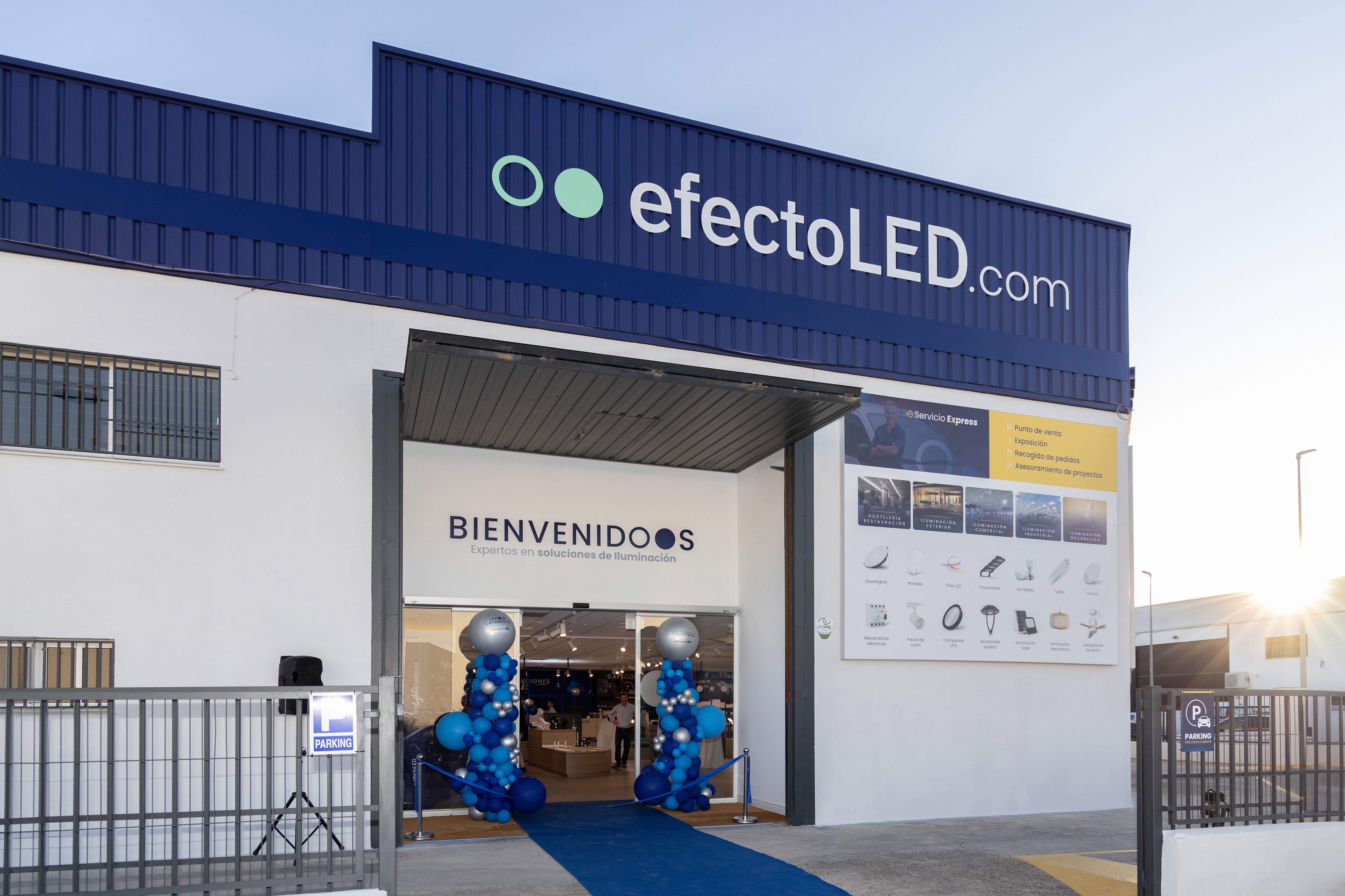 efectoLED inaugura su primera tienda para profesionales