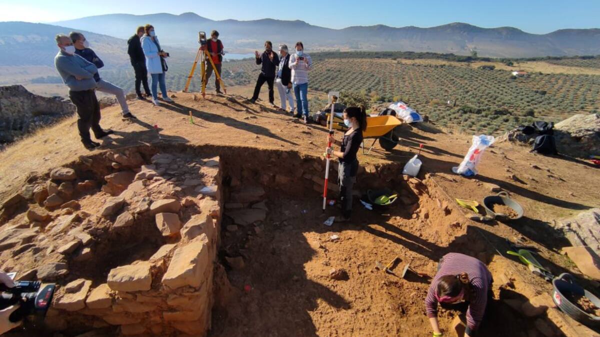 Descubierta un yacimiento de hace cuatro mil años en Brazatortas