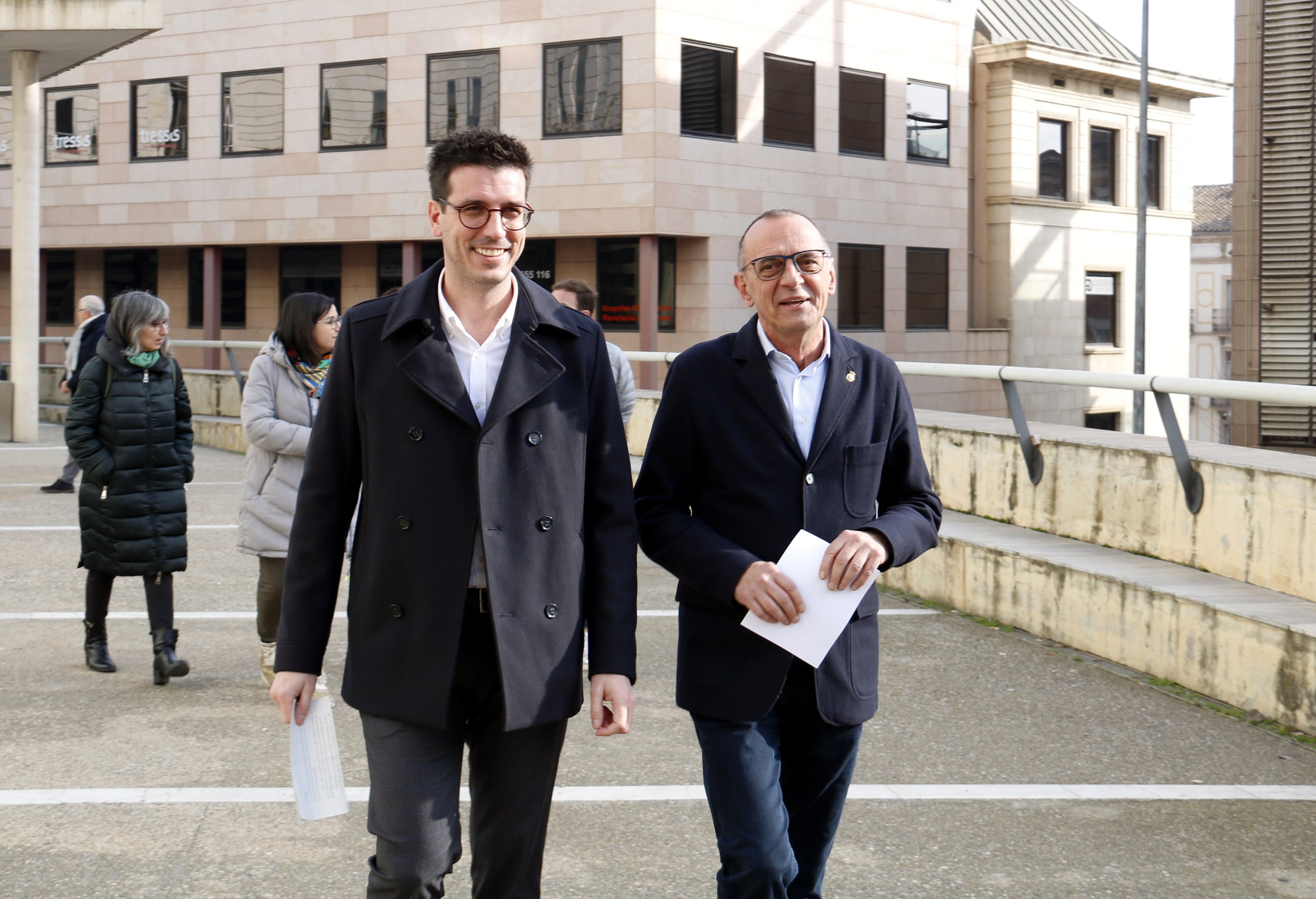 Toni Postius i Miquel Pueyo després de declarar al jutjat sobre Torre Salses. Foto: ACN.