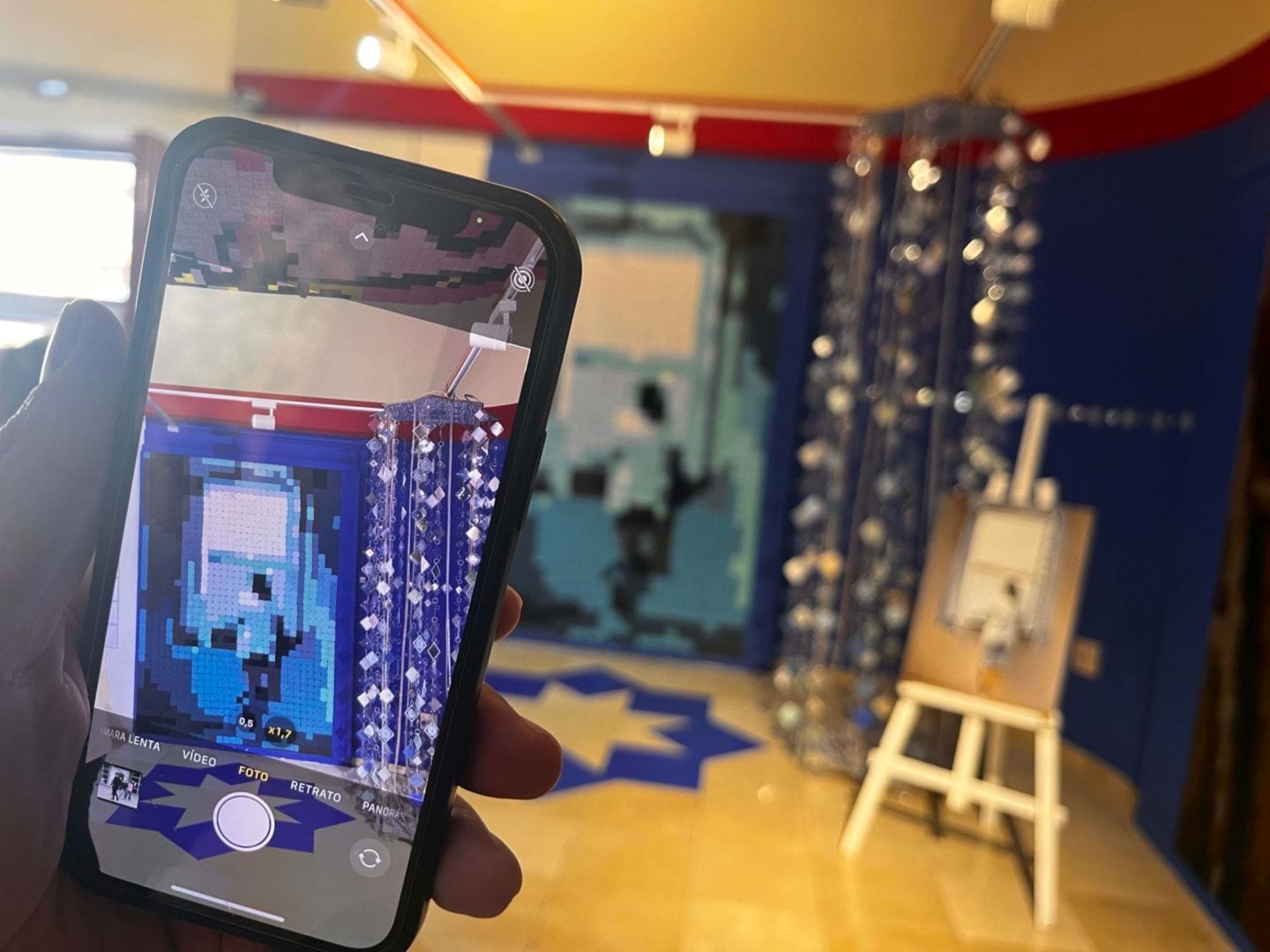 En octubre pasado, la galería incorporó Mujer en la ventana, de Salvador Dalí.