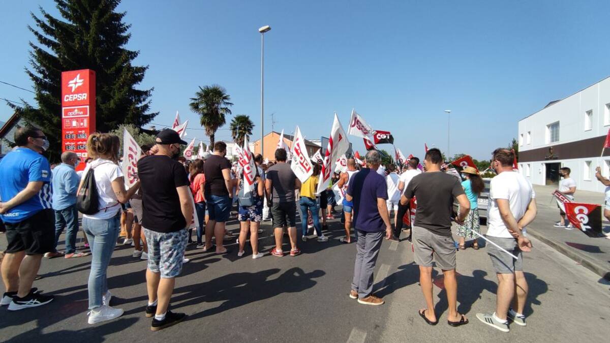 Huelga en LM en la última semana de negociación del expediente de despido para 400 trabajadores