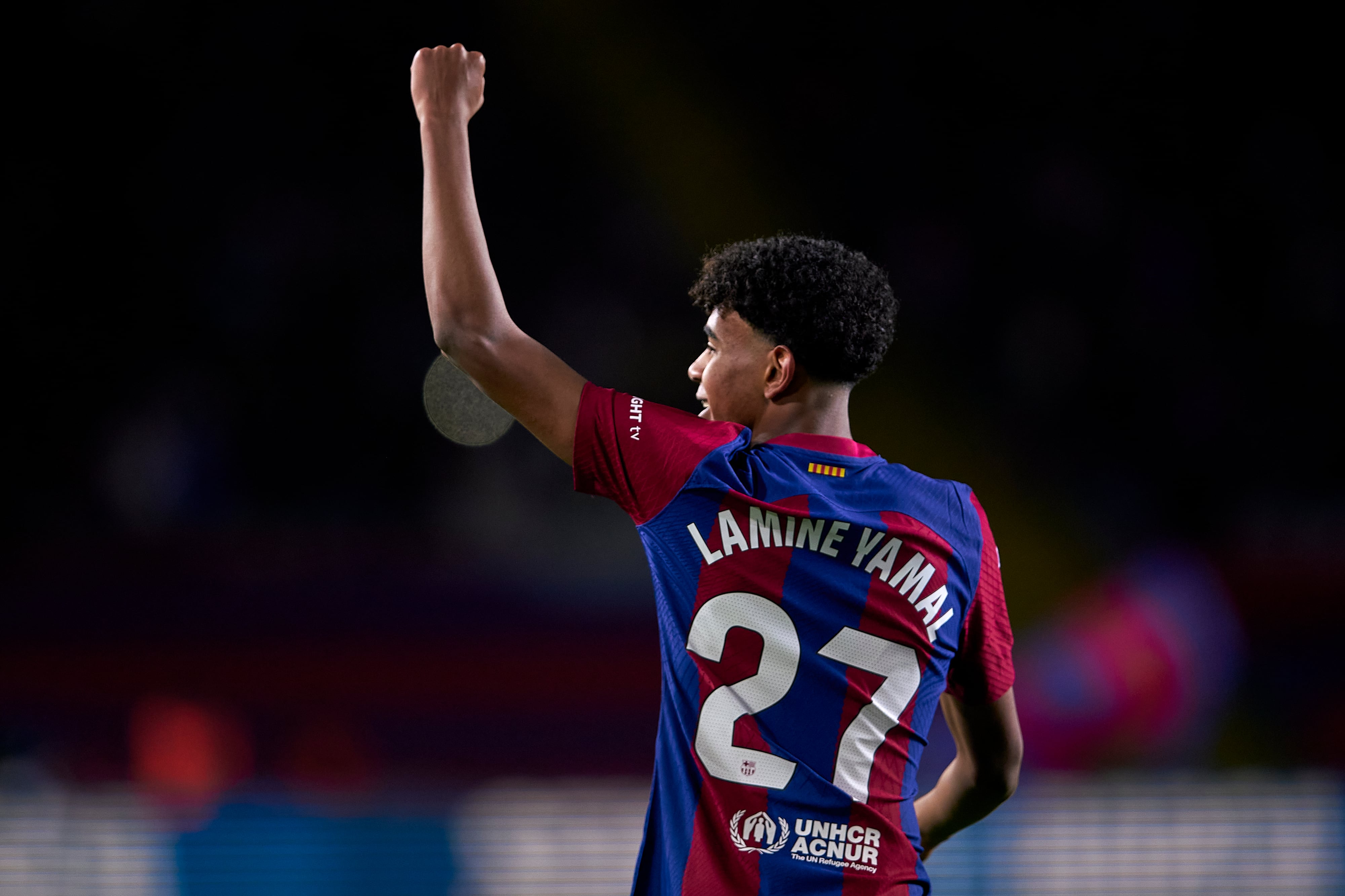 Lamine Yamal celebra su gol ante el Granada.