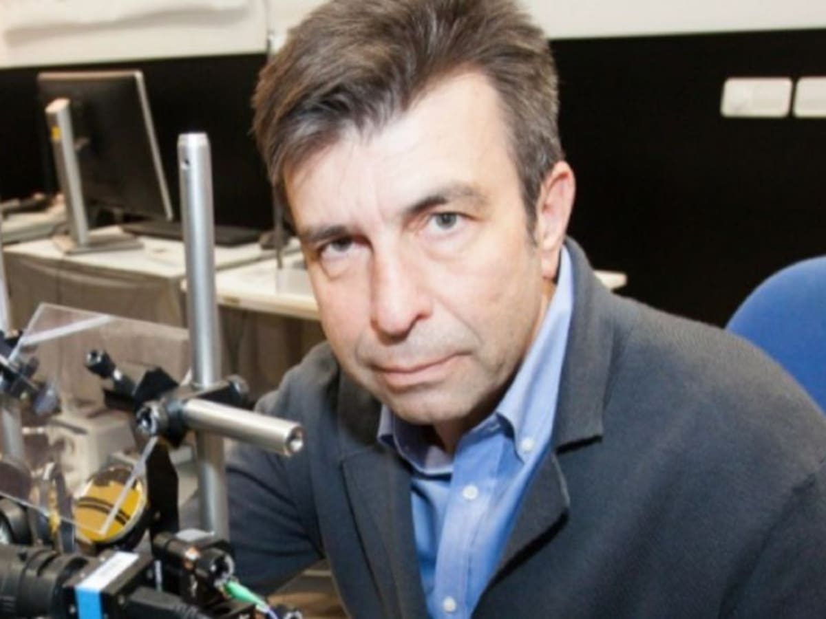 Un proyecto de Pablo Artal y la UMU quiere acabar con los defectos oculares graves con gafas inteligentes