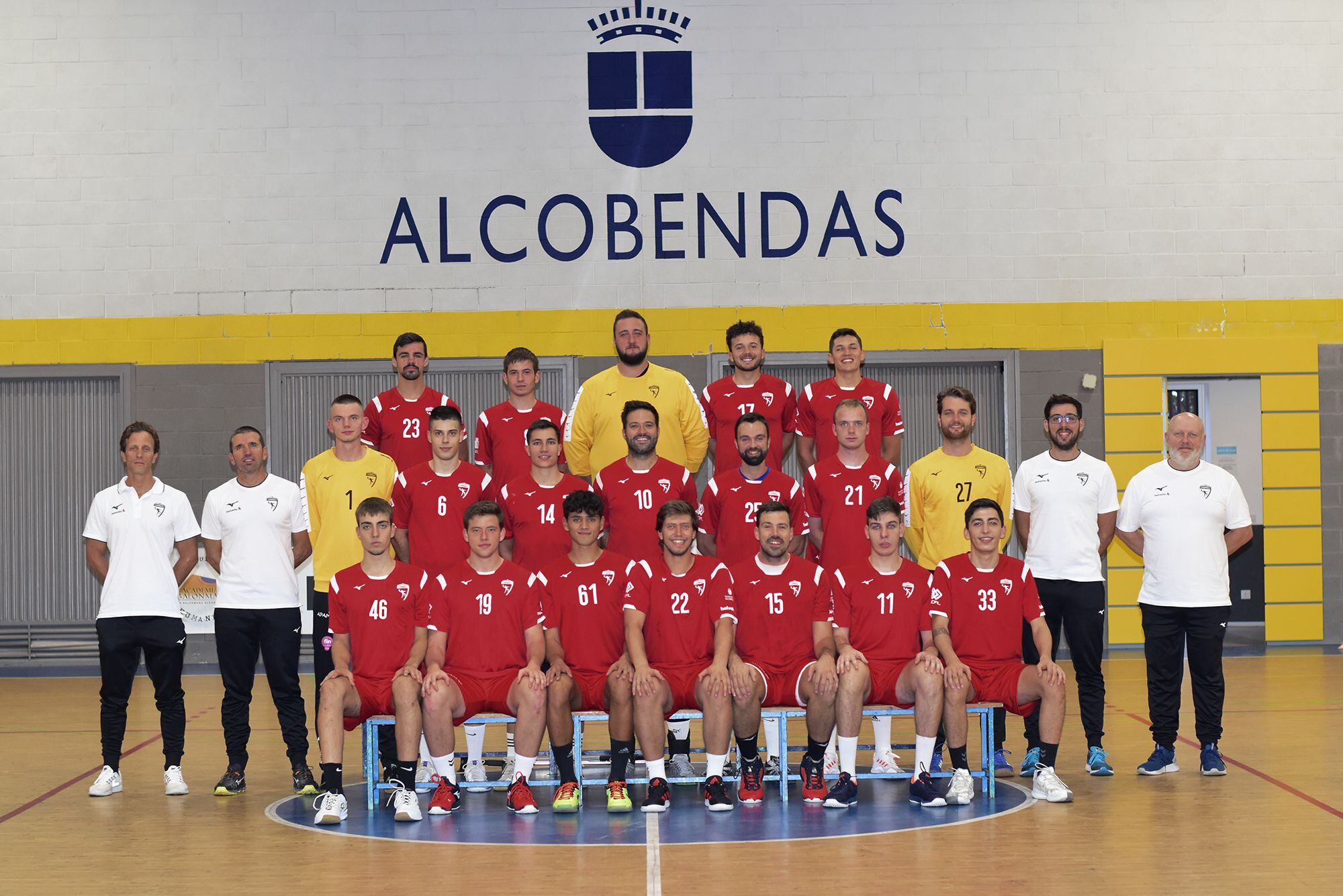 La plantilla de BM Alcobendas 22/23 con Javier Suárez al frente del proyecto