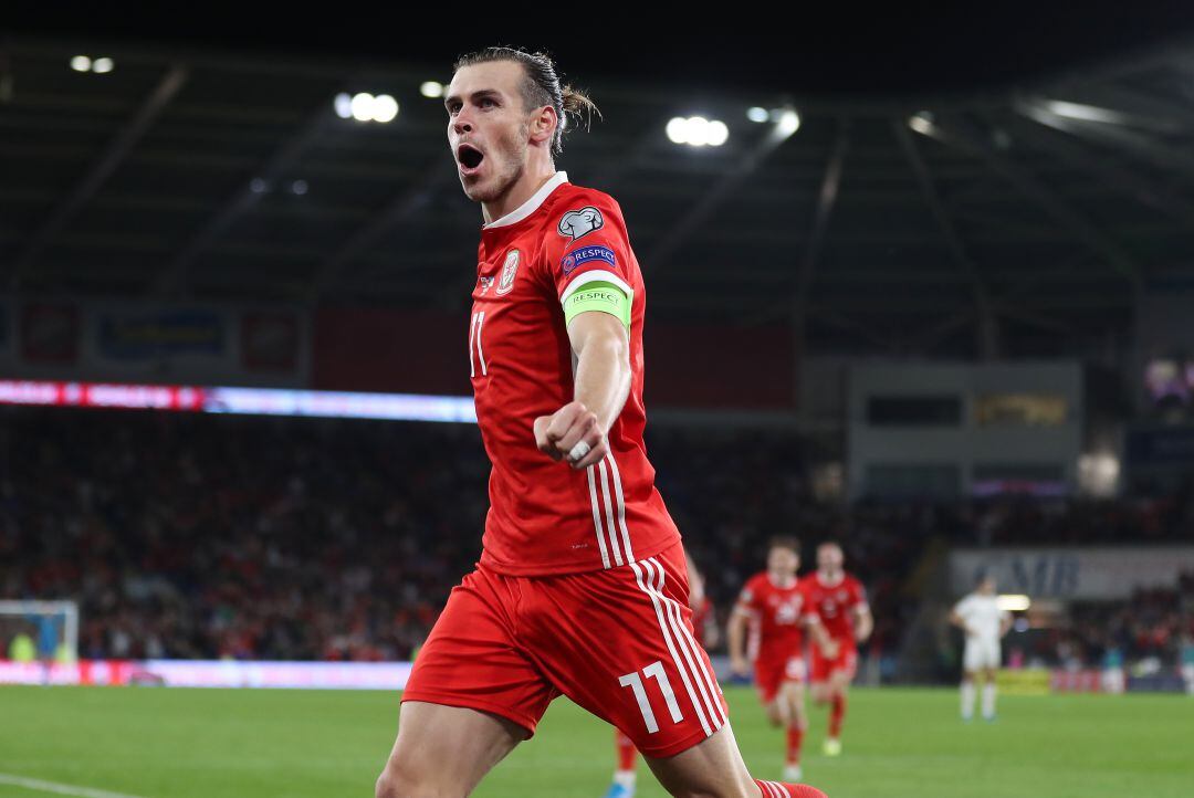 Gareth Bale celebrando el gol de la victoria