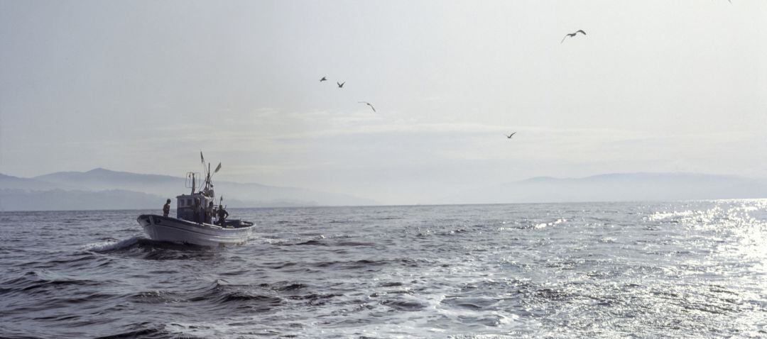 Embarcación en el mar. Galicia