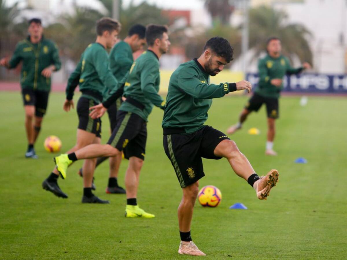 Mel recupera efectivos para el partido ante el Sporting