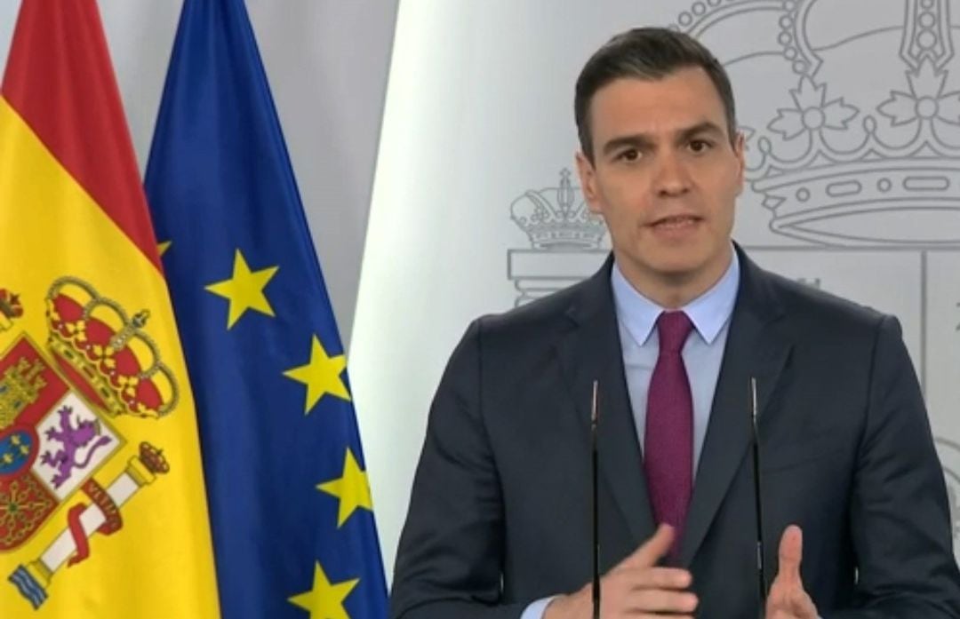 El presidente del gobierno, Pedro Sánchez, durante la rueda de prensa telemática ofrecida este martes, cuadragésimo quinto día del estado de alarma por el coronavirus. 