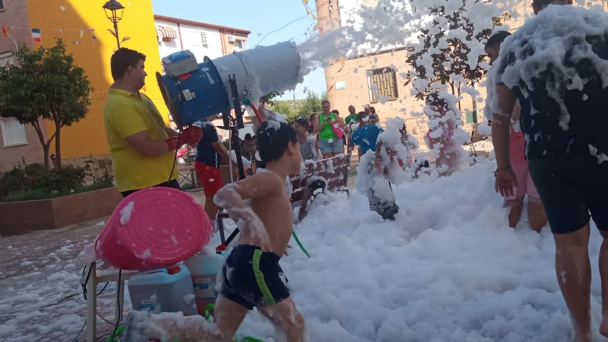 Fiestas barriada Santa Ana de Linares 2024.