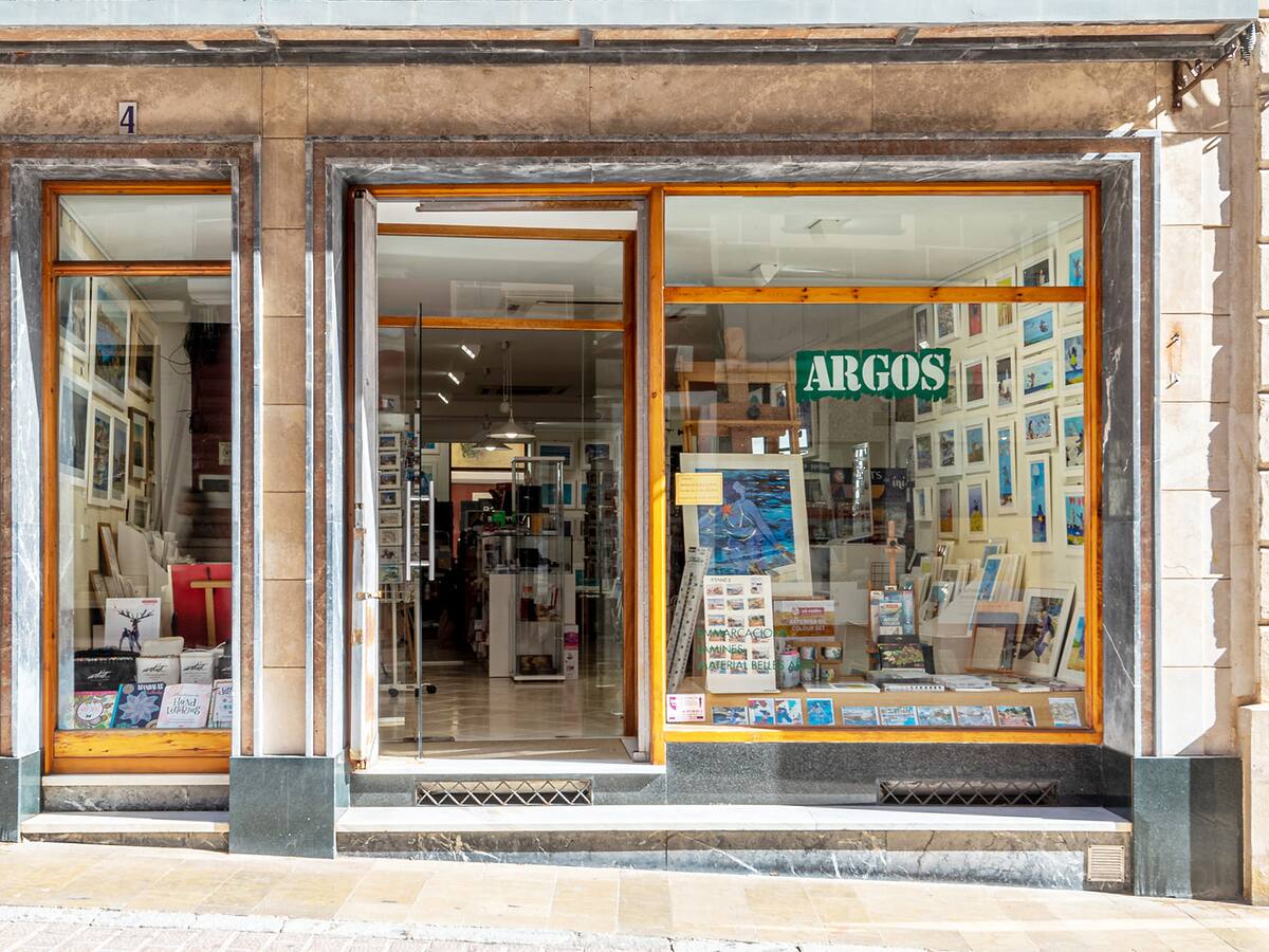 Maó arriba als 30 establiments Emblemàtics Balears