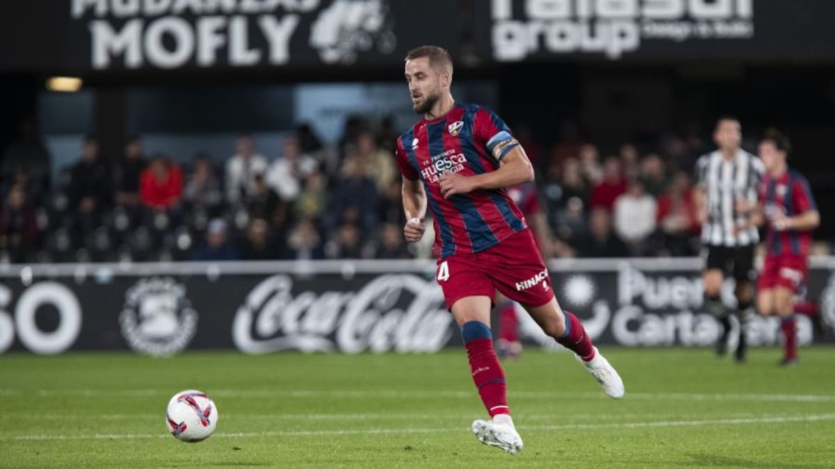 Jorge Pulido analiza la situación de la SD Huesca tras la derrota en Cartagena