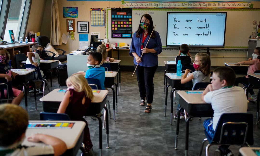 Los profesores y alumnos afrontan la vuelta al cole.