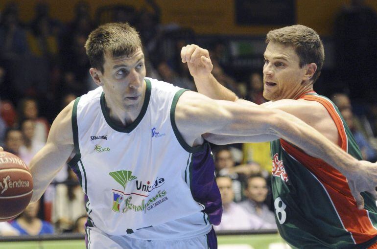 Vázquez intenta marcharse de Penney en el duelo de Sevilla