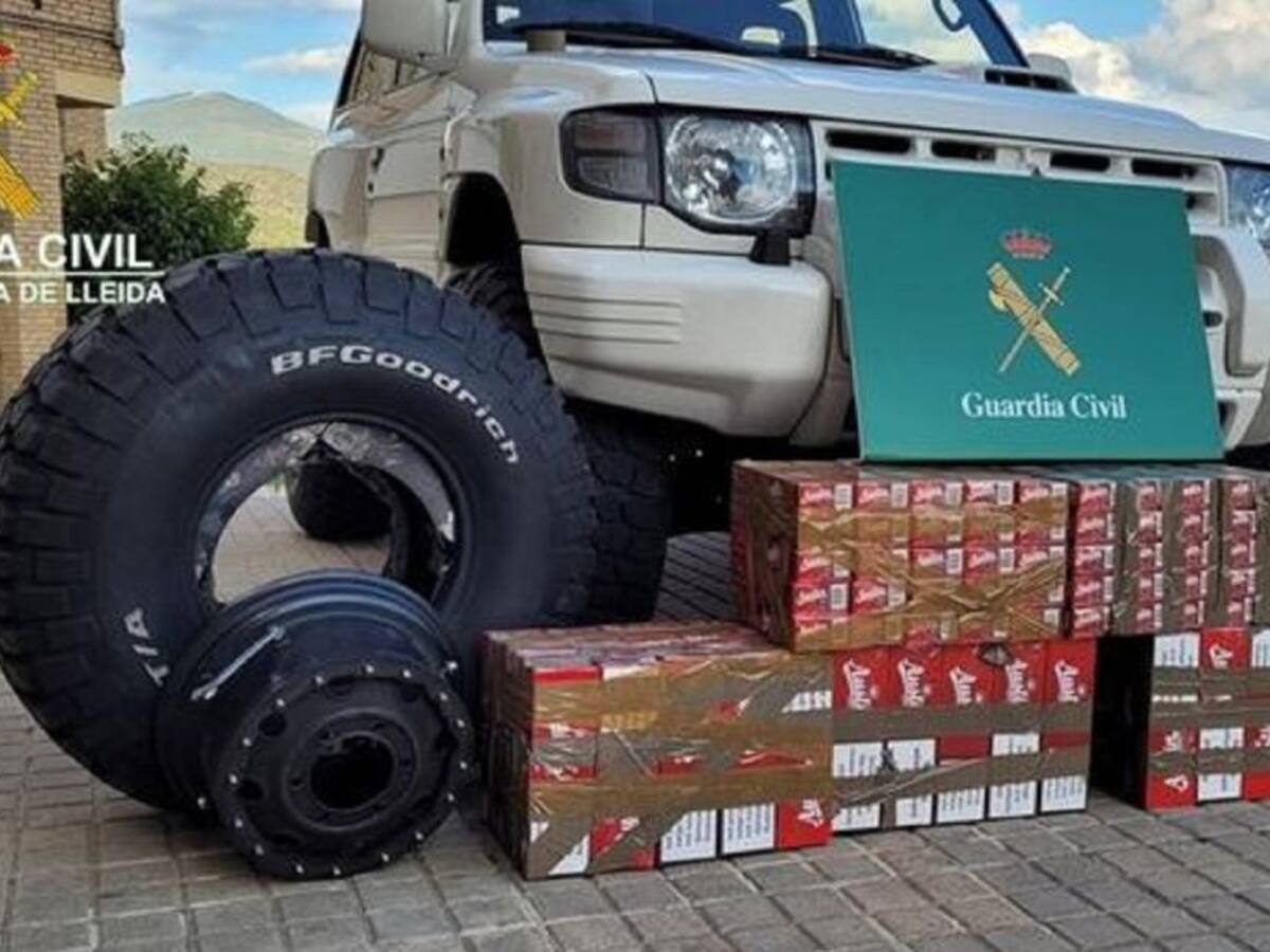 La Guàrdia Civil enxampa un andorrà amb 1.500 paquets de tabac a les rodes