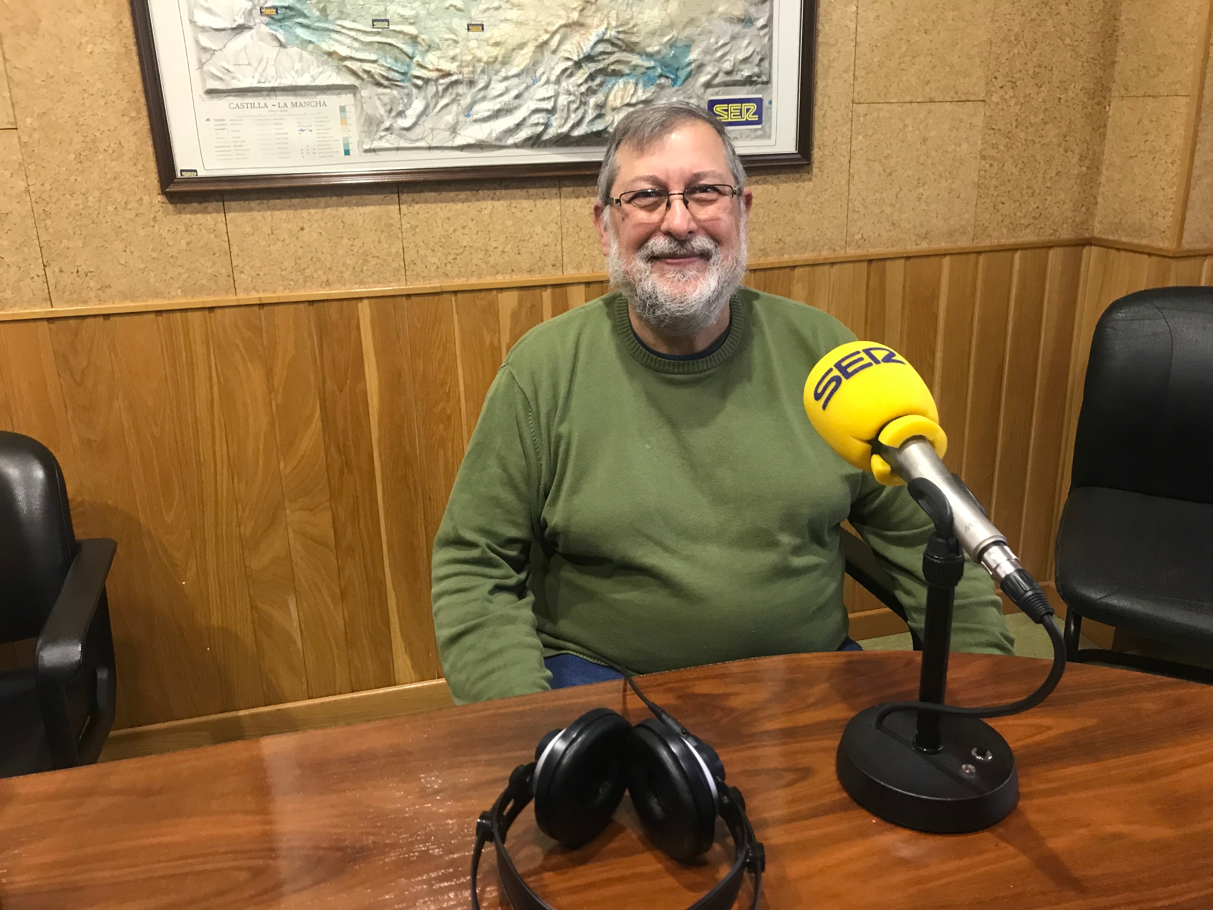 Carlos Cuesta, presidente de la asociación Down Cuenca en los estudios de SER Cuenca.