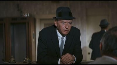 Frank Sinatra en una escena de El detective