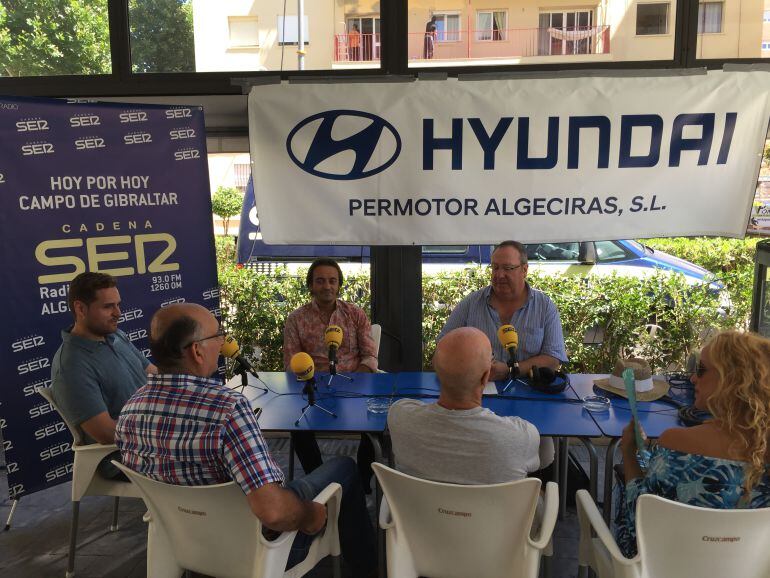 Un momento de nuestro programa realizado desde el Bar Marítimo "El Gallego" en La Línea de la Concepción.