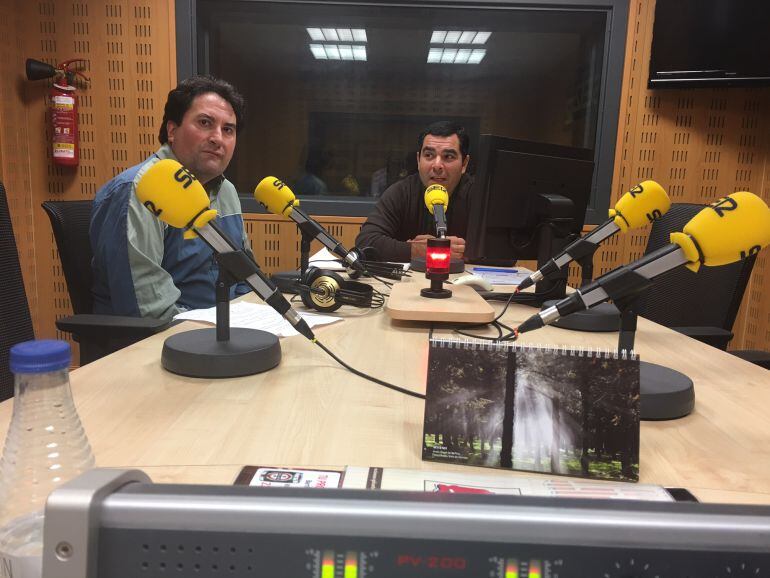 Fernando Gutiérrez y Raúl Juárez hablando hoy en nuestro Hoy por Hoy