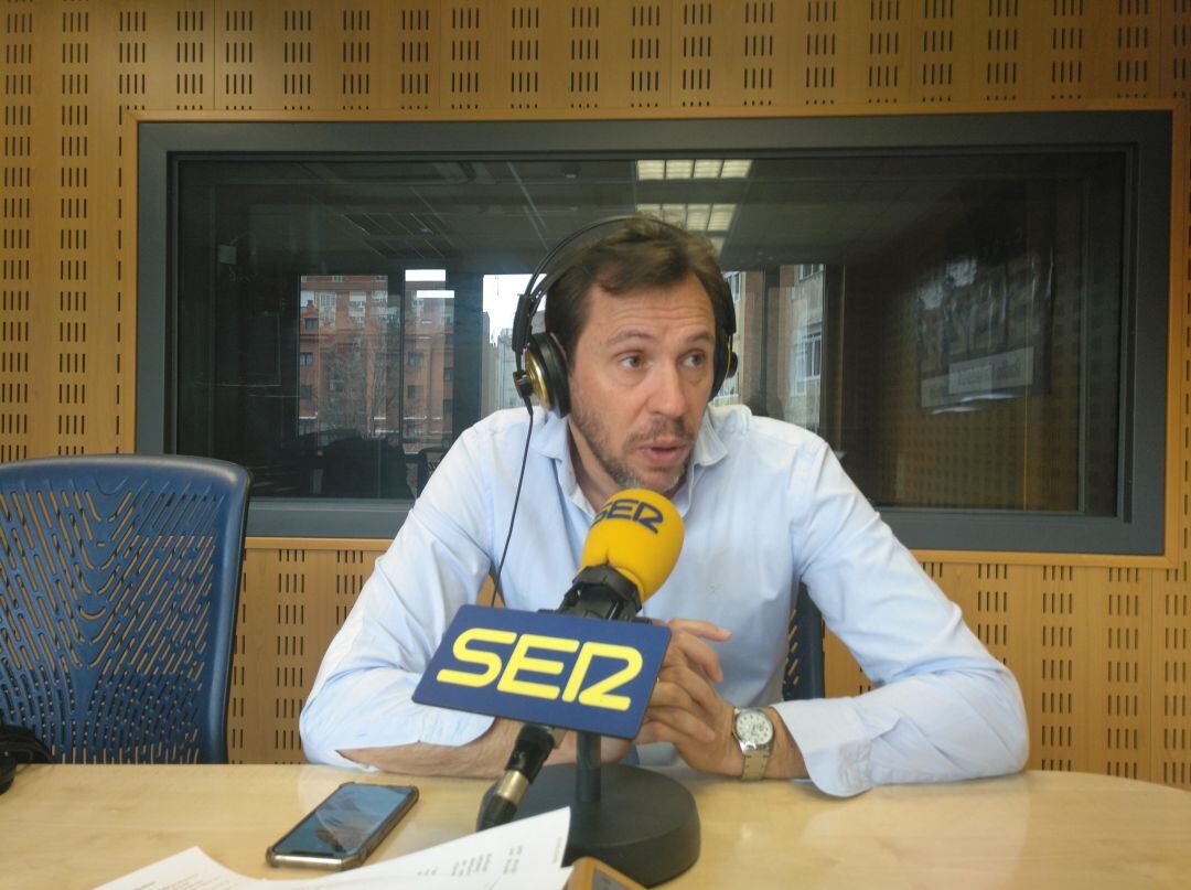 Óscar Puente hoy en los estudios de Radio Valladolid