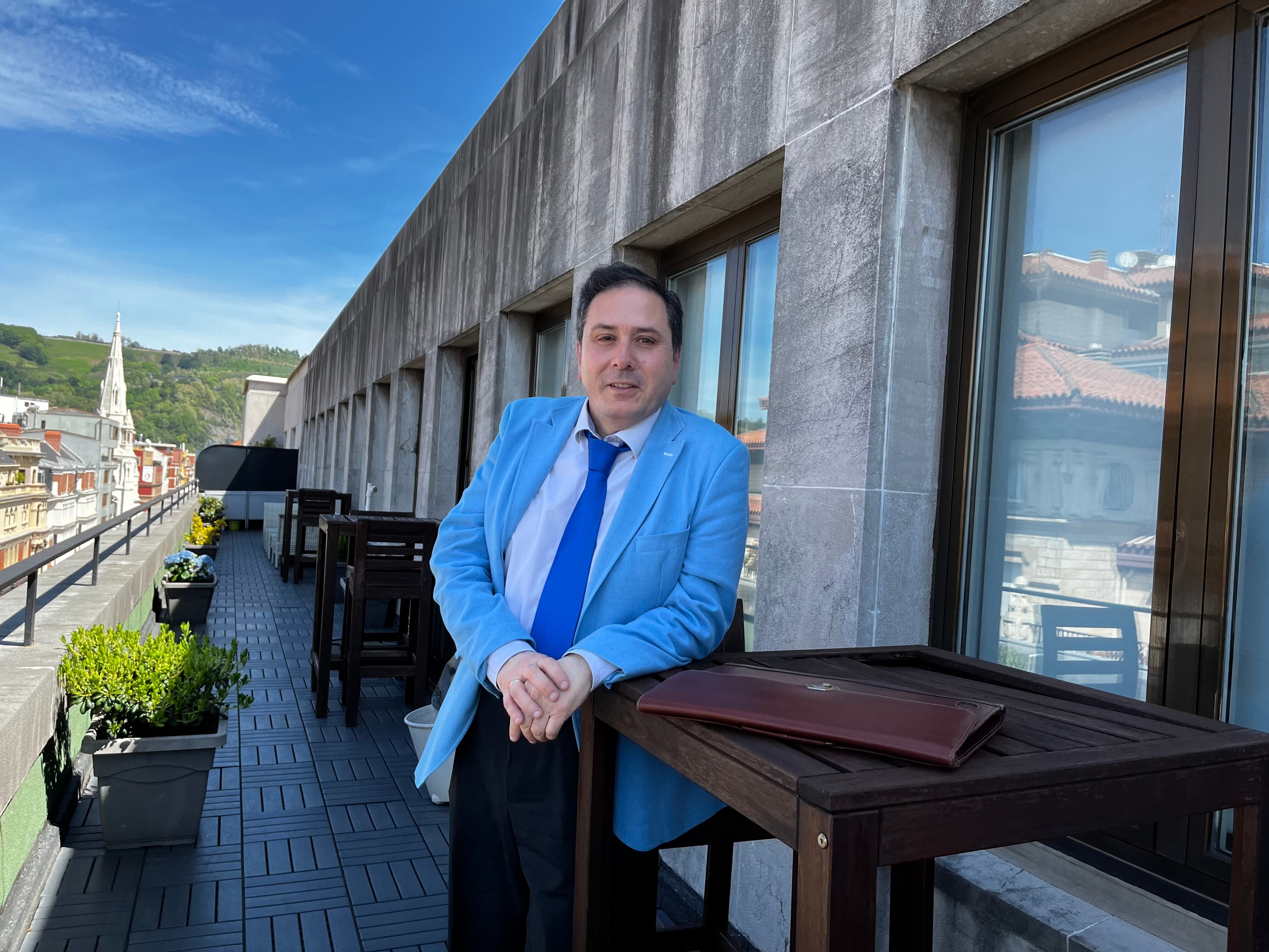 David Fernández, abogado de la familia embestida en Ribamontán al Mar.