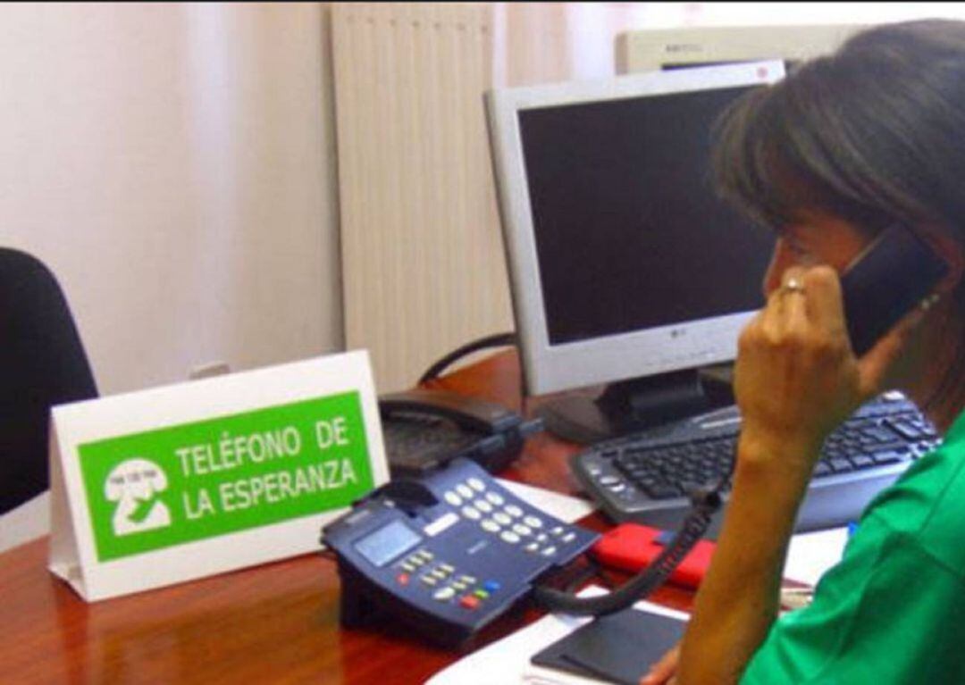 El Teléfono de la Esperanza detecta un 88% más de llamadas por temática suicida