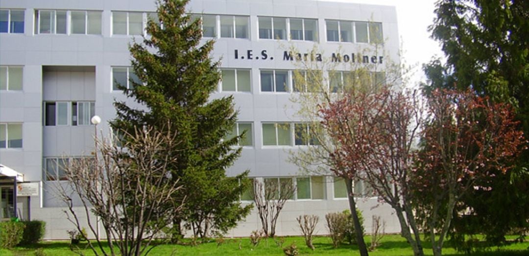 Fachada del Instituto María Moliner en la capital