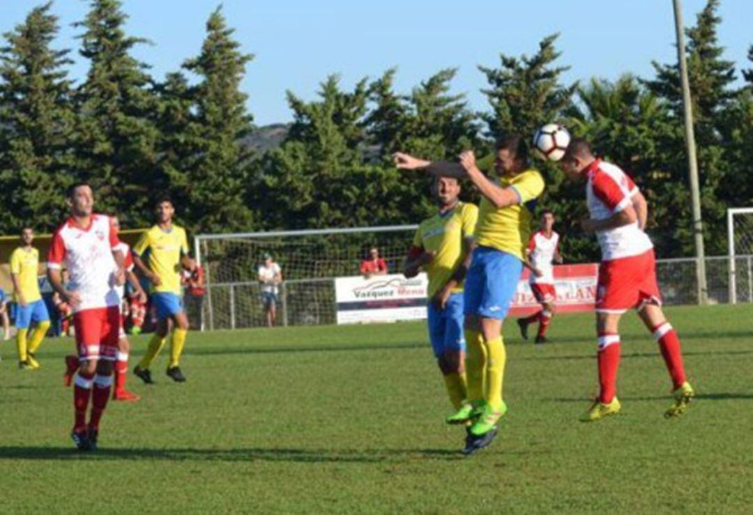 Un momento de un partido.