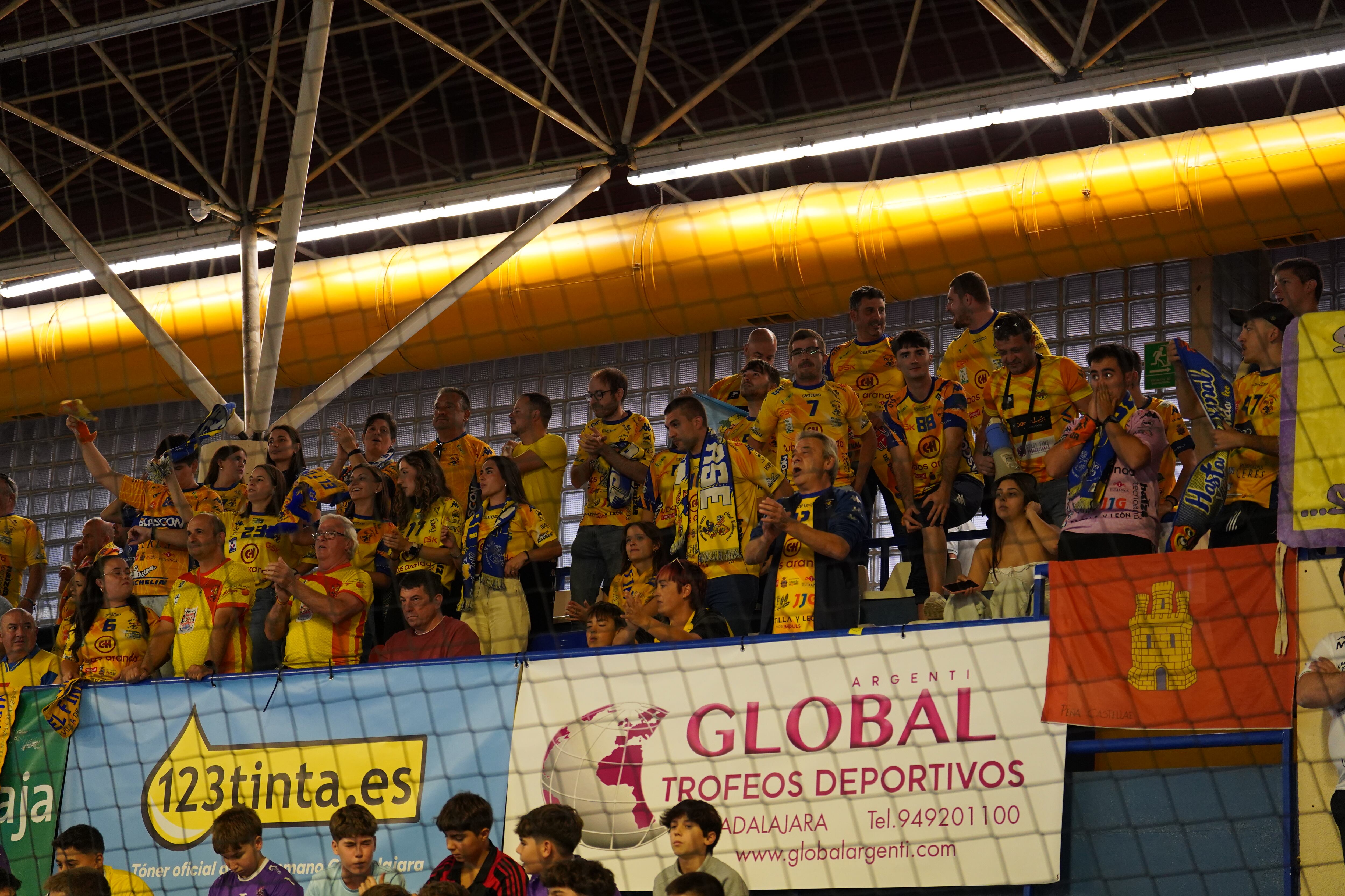 La afición amarilla en Guadalajara