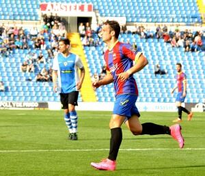 Piquero en el "Rico Pérez" de Alicante