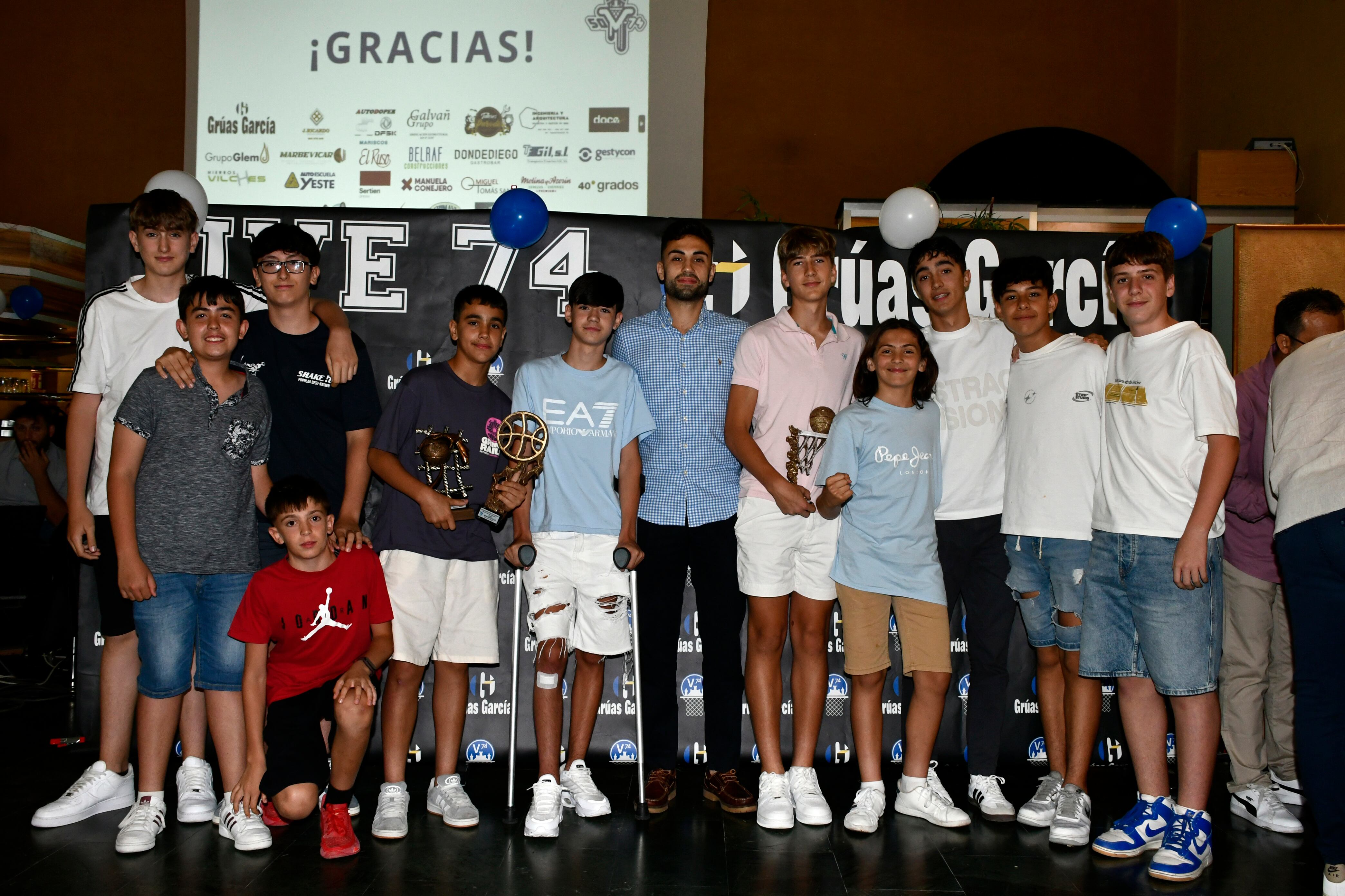 V-74 VILLENA Infantil Masculino A“Hierros Vilches-Pinturas Sertien”