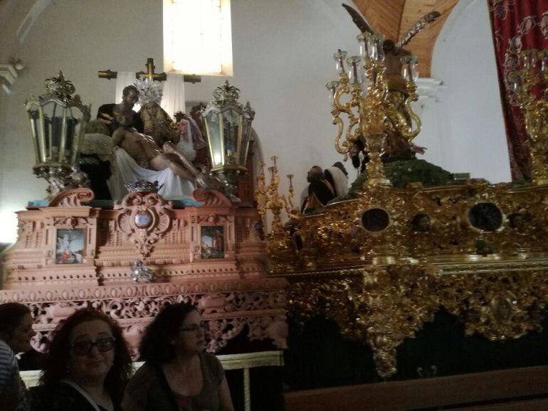 Pasos preparados para la Procesión Magna en el interior de la Iglesia de la Purísima Concepción