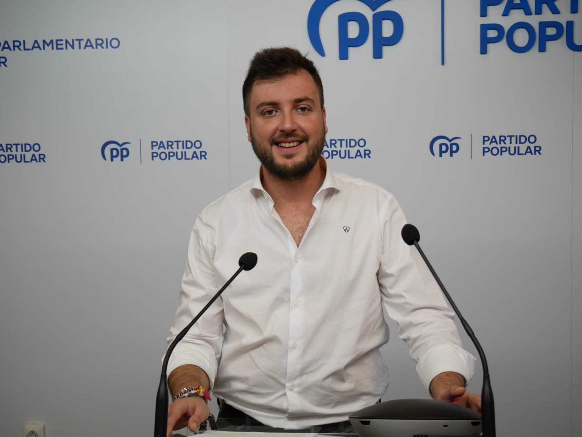 El presidente regional de Nuevas Generaciones RM, Antonio Landáburu