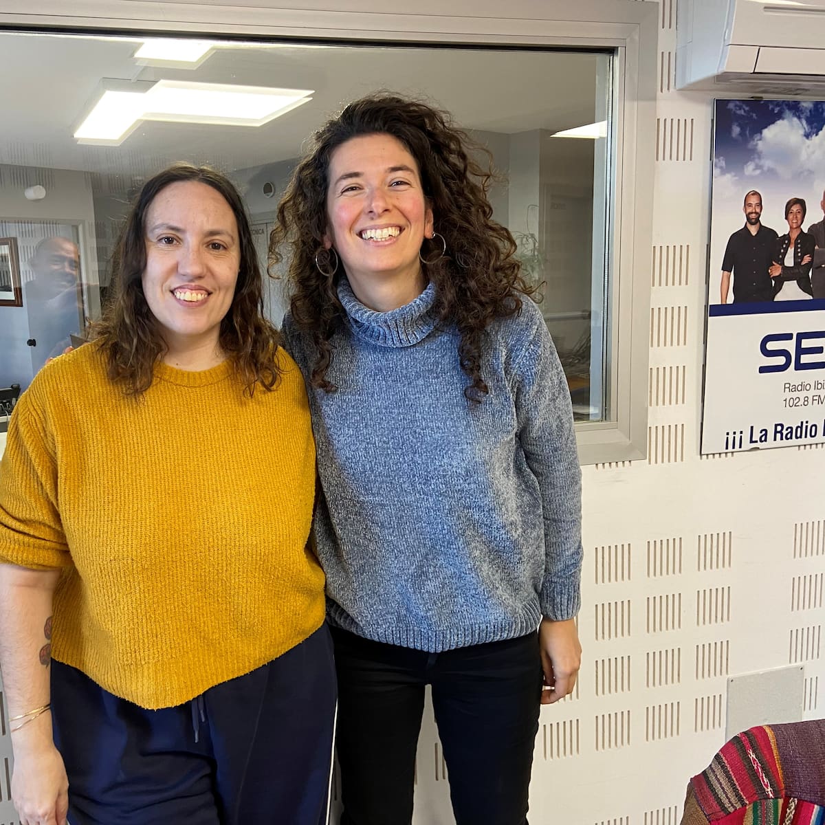 La poeta ibicenca Jessica Ferrer publica su nuevo poemario: 'L'exoesquelet'