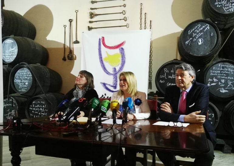 Imagen de la presentación de Vinoble 2018 en la bodeguita del Ayuntamiento de Jerez