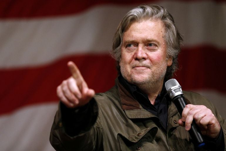 Steve Bannon, citado ante un gran jurado por la supuesta relación entre Trump y Rusia