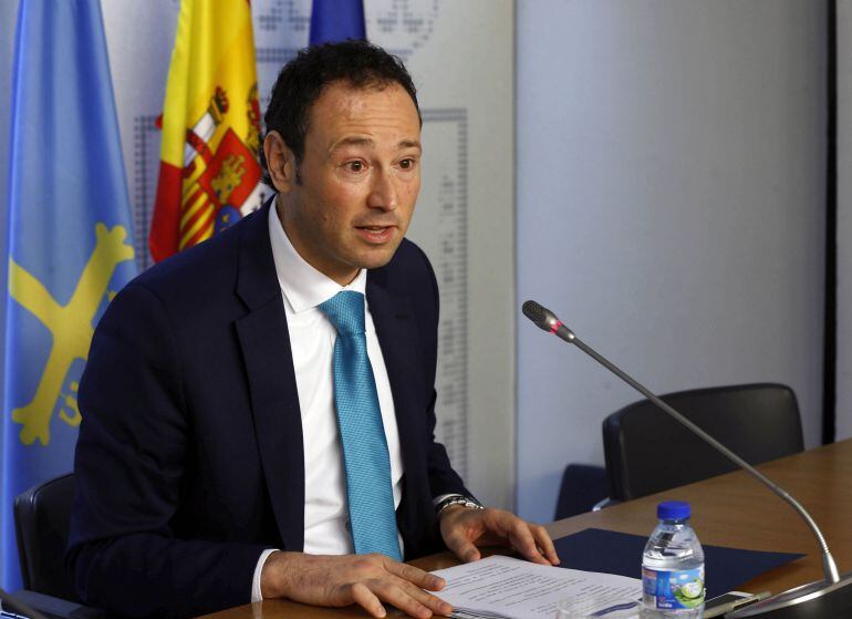 Guillermo Martínez, esta mañana tras el Consejo de Gobierno. Oviedo