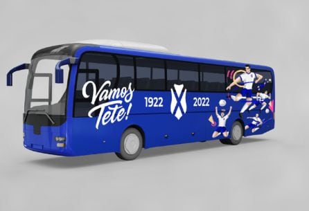 Así habría quedado customizada la guagua del club durante el año del Centenario.