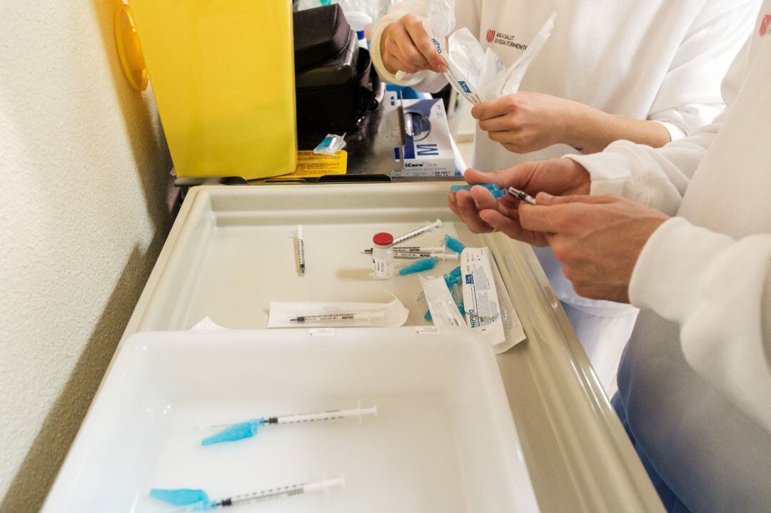 La conselleria de Salud sigue esperando instrucciones del Ministerio de Sanidad